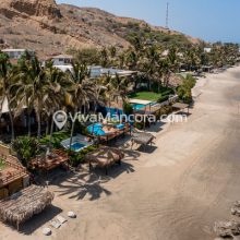 Casa Kora  a orillas del mar en Las Pocitas, Máncora