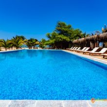 Hotel Punta Camarón Bungalows & Suites