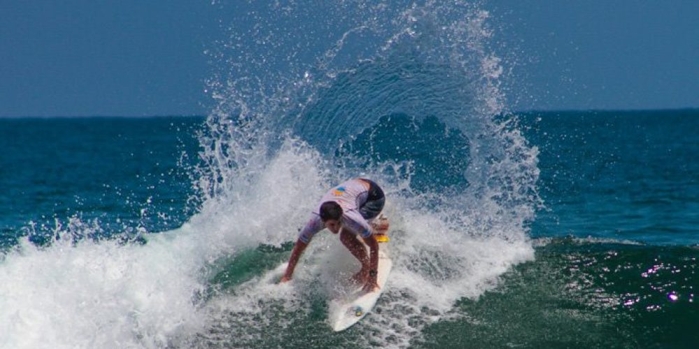 Lucca Mesinas (Máncora): Medalla de Oro en la categoría surf de los Juegos Panamericanos Chile 2023