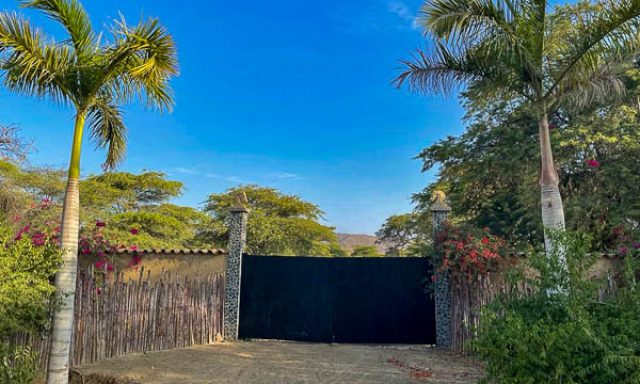 Se vende propiedad inscrita de 5.8 hectáreas en Quebrada Fernandez.